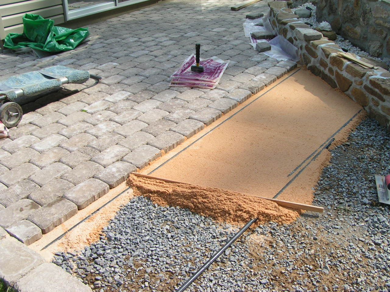 Driveway & Entry